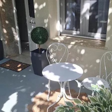 Appartement Dion's With Private Parking At The Center Of *